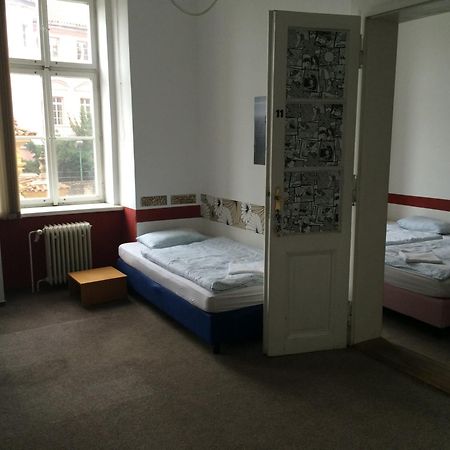 Charles Square Hostel Praga Pokój zdjęcie