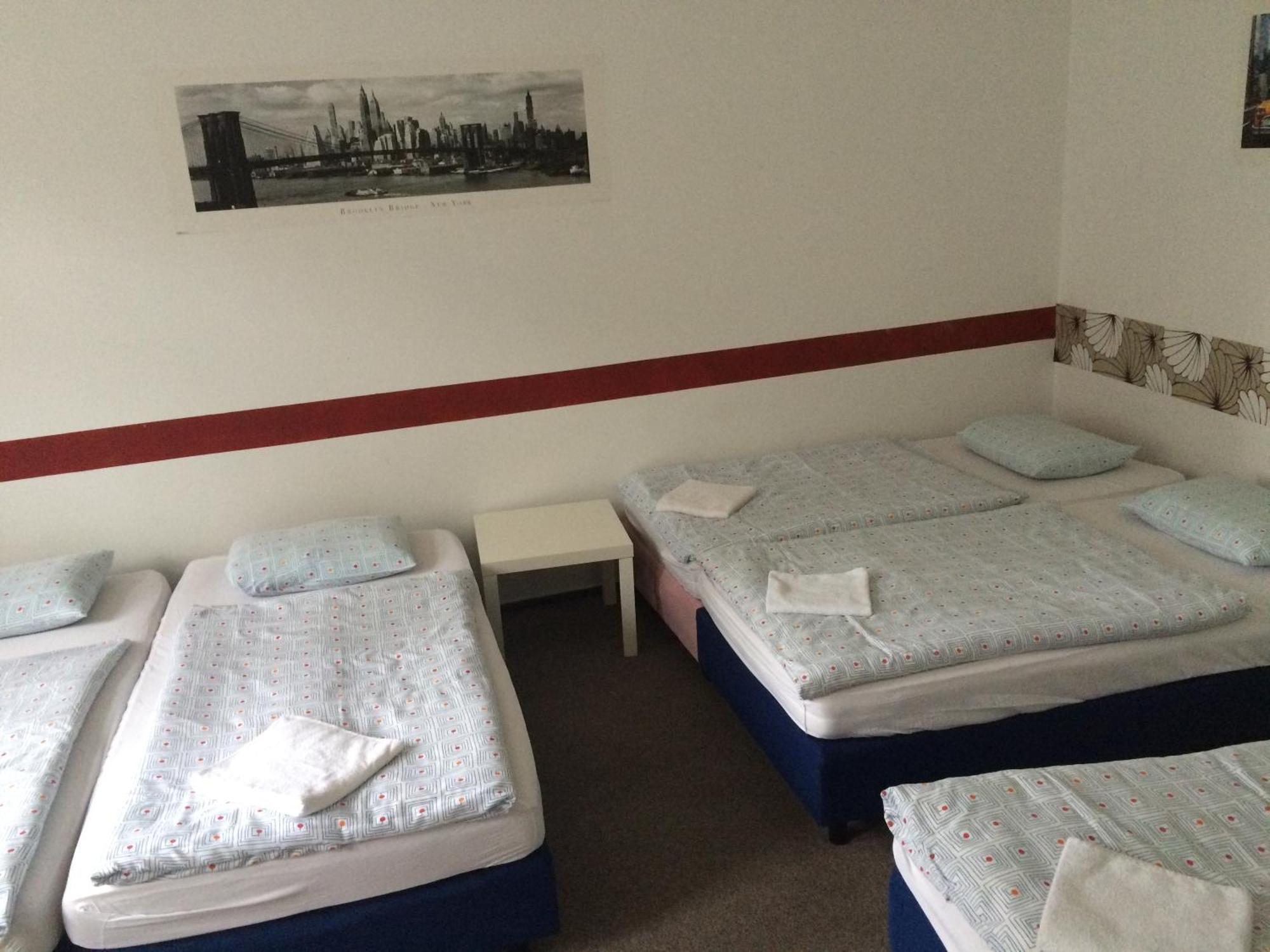 Charles Square Hostel Praga Pokój zdjęcie