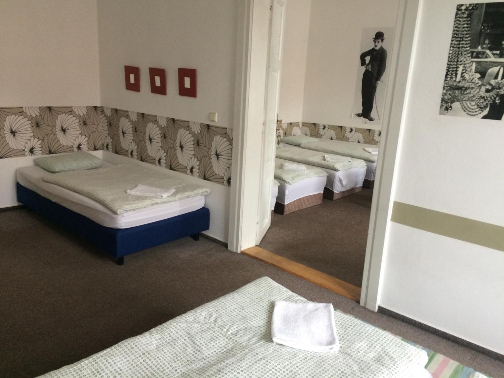 Charles Square Hostel Praga Pokój zdjęcie